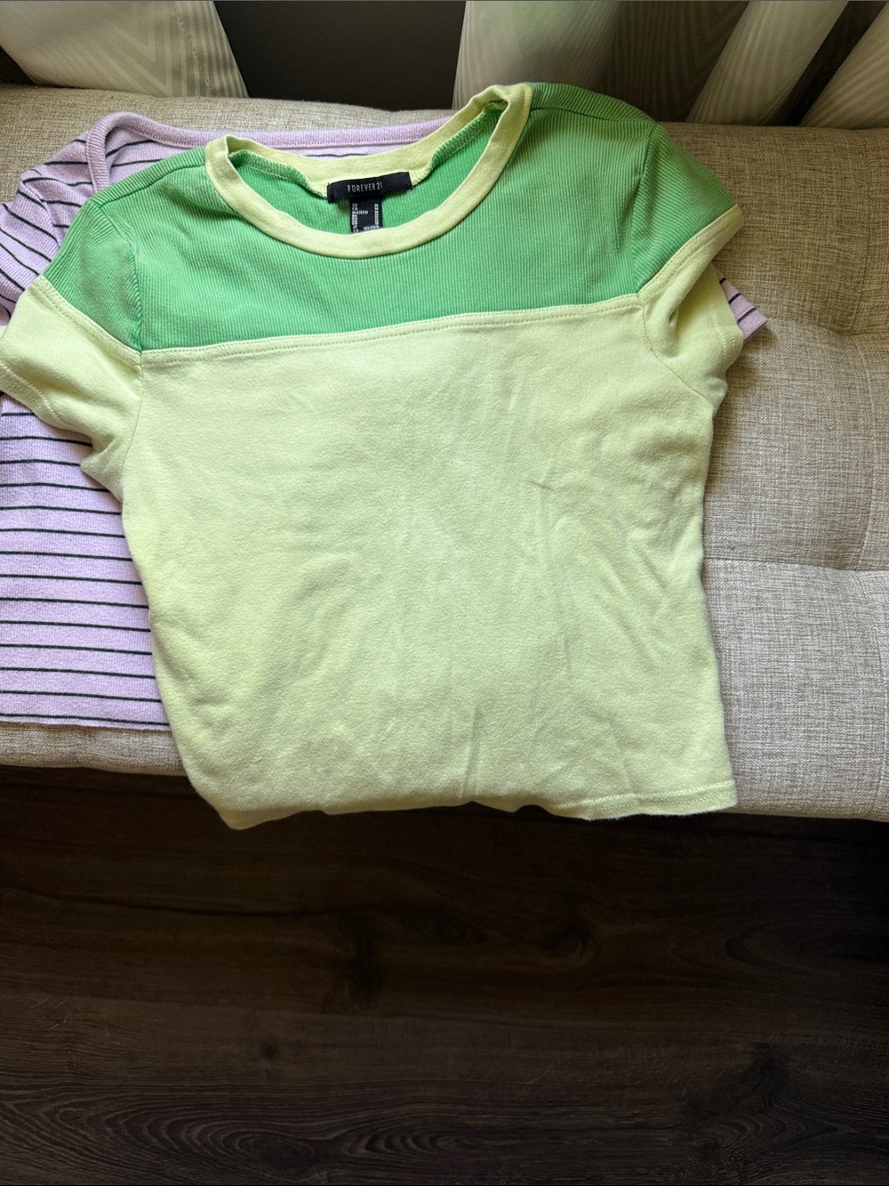 bundle two tops - Picture 2 of 3